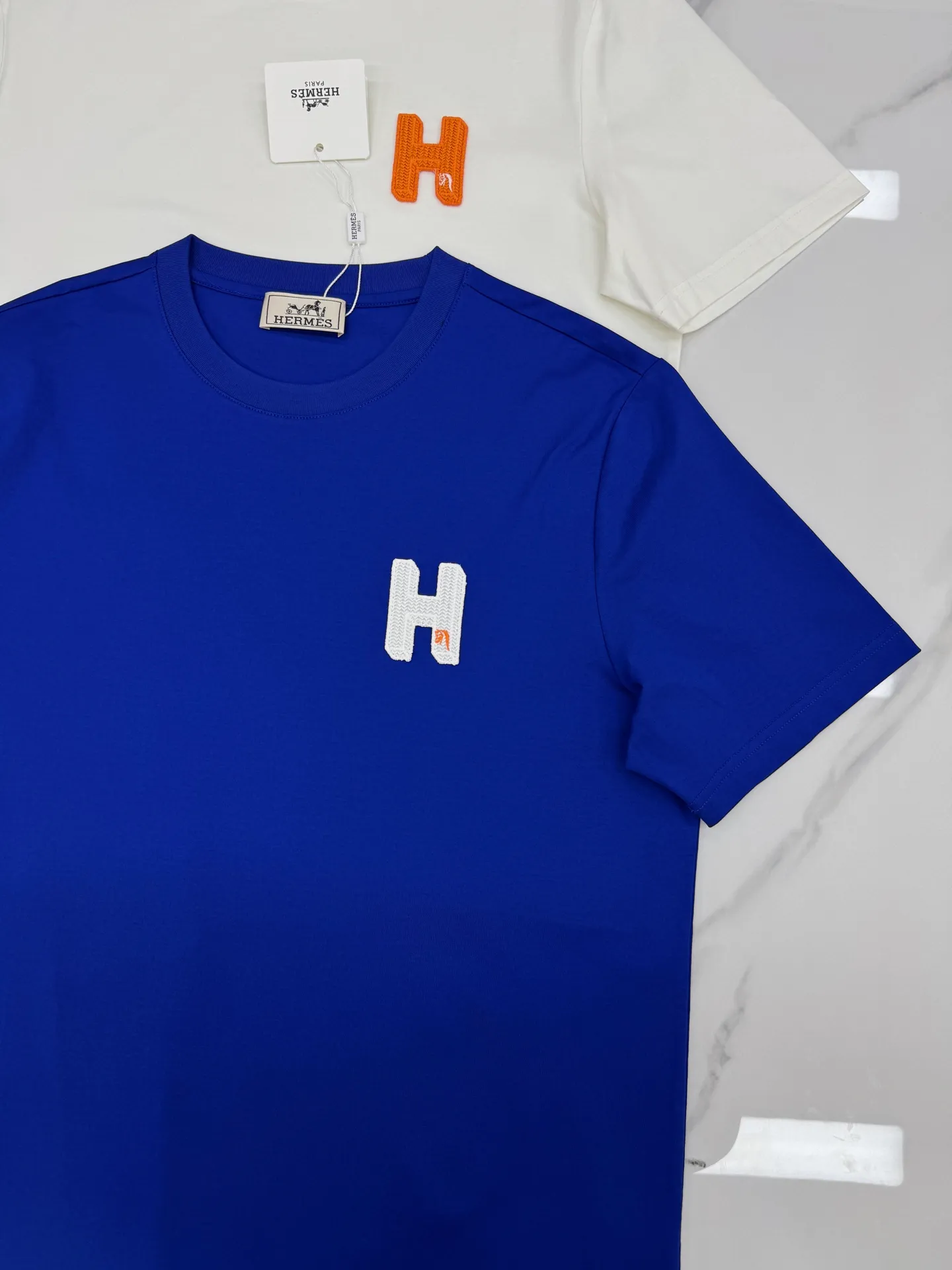 ⚜️HERMES 26s New Arrival T .Classic H . ！ . . 190g ， ， ！！！ ， ！ ！ ：Black.White.Dark Blue. .Sizes：M-3XL ❗️（S 4XL ）175/145 XL